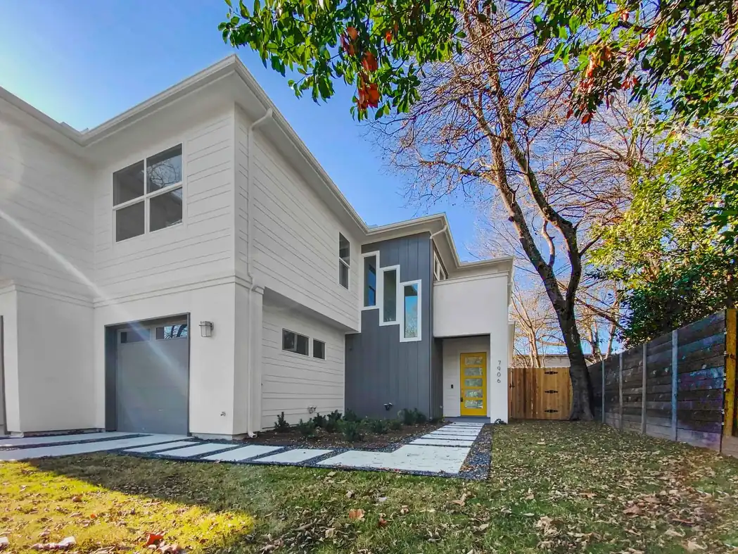 Brockman Townhomes B, a new custom home by Klein Custom Builders in Austin, Texas