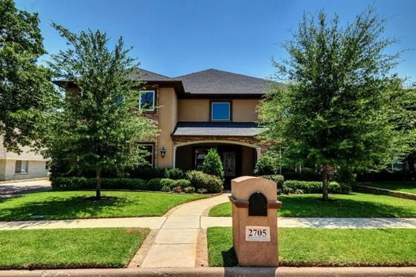 Park Run Drive, a new custom home by Klein Custom Builders in Arlington, Texas