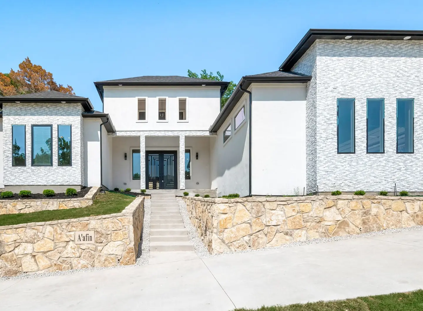 Valley View Drive, a new custom home by Klein Custom Builders in Dallas, Texas